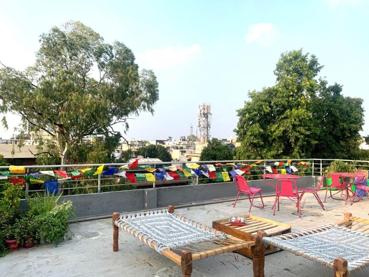 Bed & Chai Guesthouse New Delhi Bagian luar foto