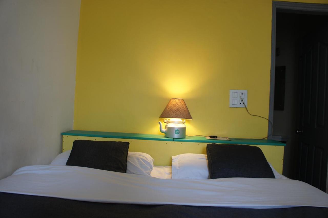 Bed & Chai Guesthouse New Delhi Bagian luar foto