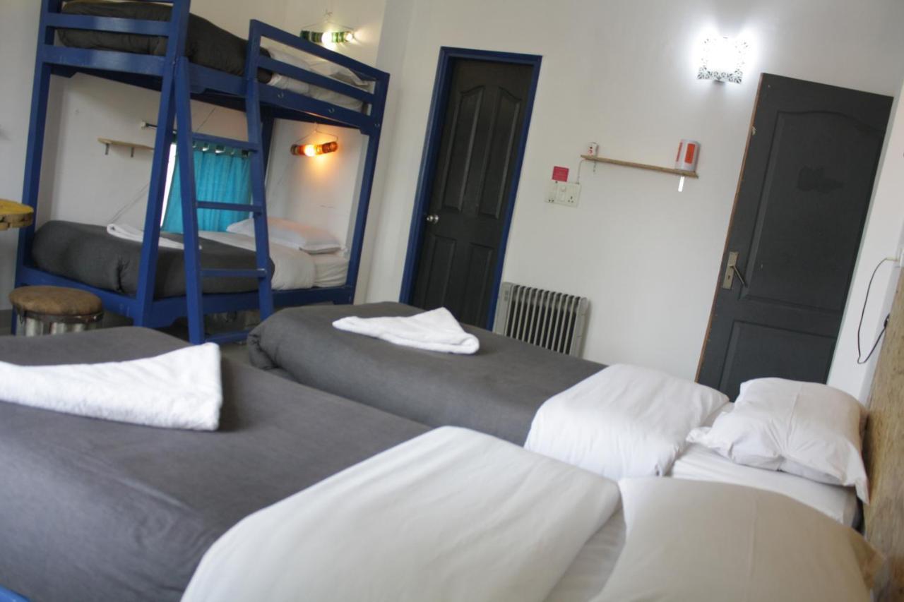 Bed & Chai Guesthouse New Delhi Bagian luar foto