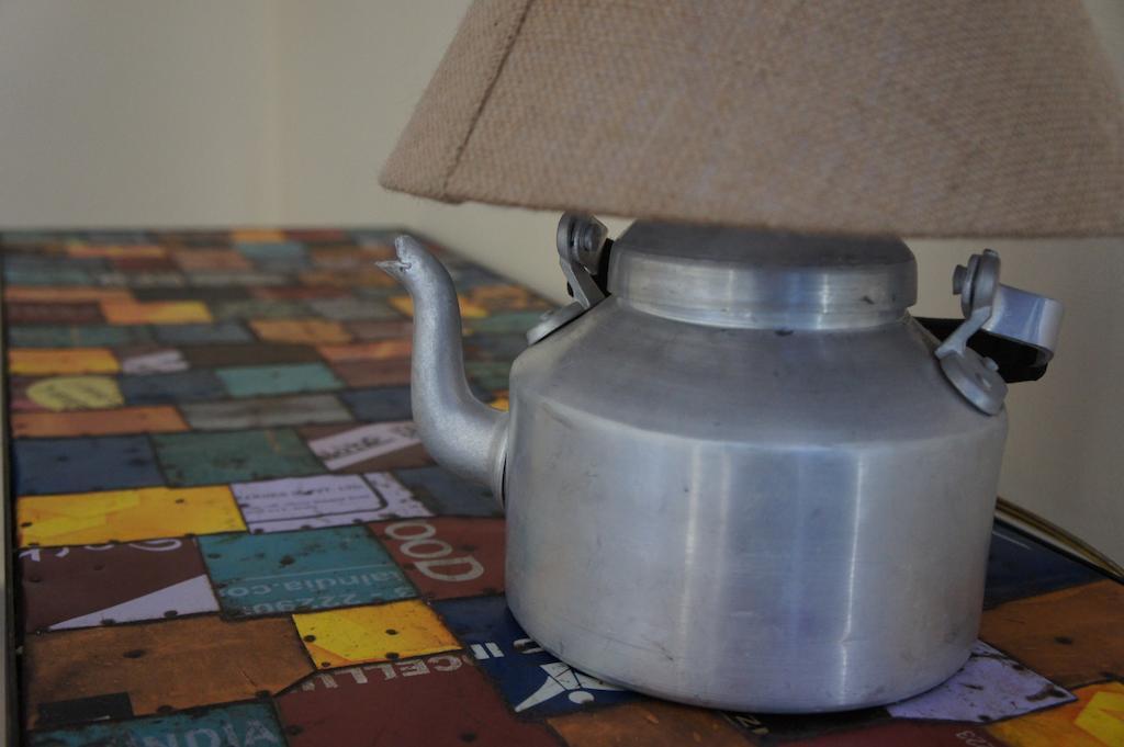 Bed & Chai Guesthouse New Delhi Bagian luar foto