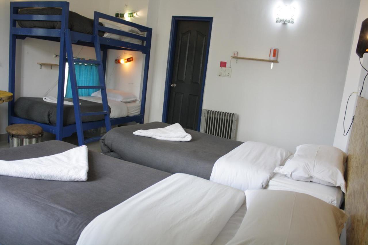 Bed & Chai Guesthouse New Delhi Bagian luar foto