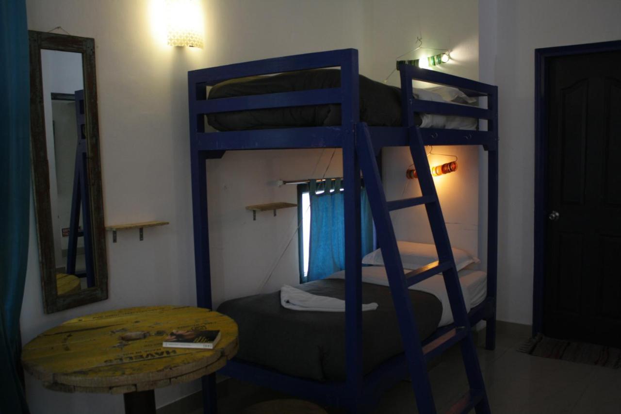 Bed & Chai Guesthouse New Delhi Bagian luar foto