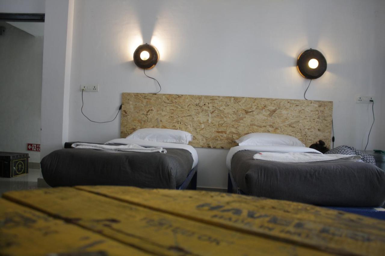 Bed & Chai Guesthouse New Delhi Bagian luar foto